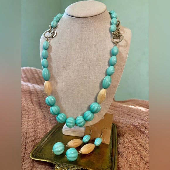 Chunky Link Statement Necklace & Matching Earring Set: Boho Gold + Aqua & Wood - Picture 5 of 11